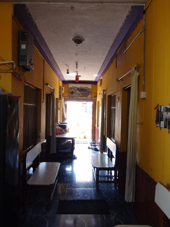 Shambhu Guest House ฮัมปี ภายนอก รูปภาพ